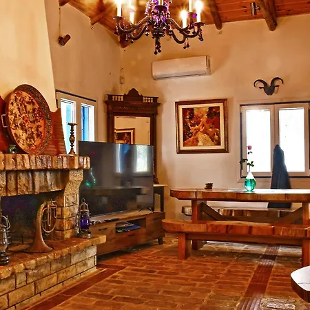 The Ranch Of Ancient Ilida Holiday home Avyion